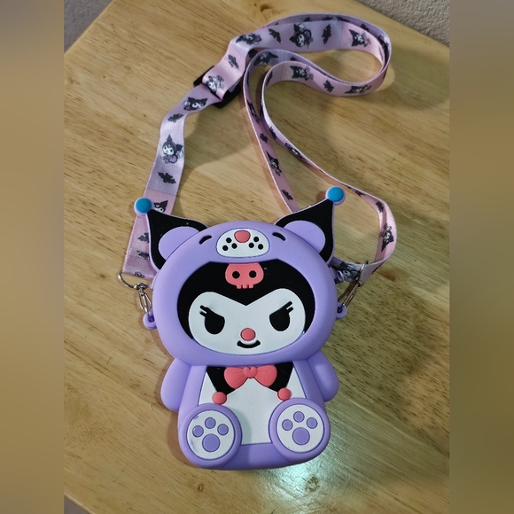 Kuromi Silicone Pouch - Picture 5 of 6